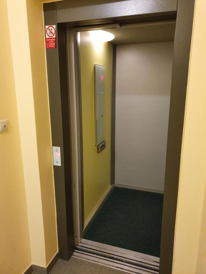 Evergreen apartments hotel Karlsbad Buitenkant foto