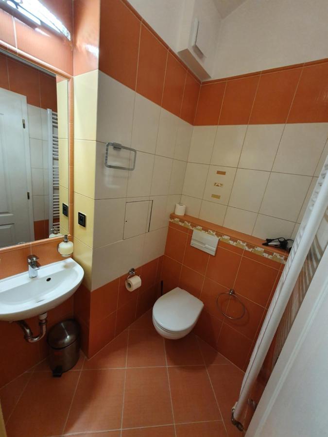 Evergreen apartments hotel Karlsbad Buitenkant foto