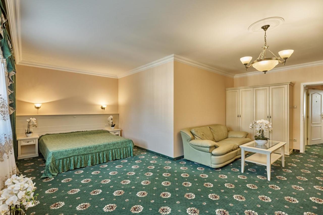 Evergreen apartments hotel Karlsbad Buitenkant foto